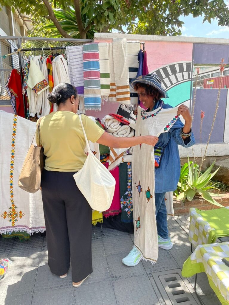 a36e50ca-bdd0-4d50-b4c0-e3d49640756d